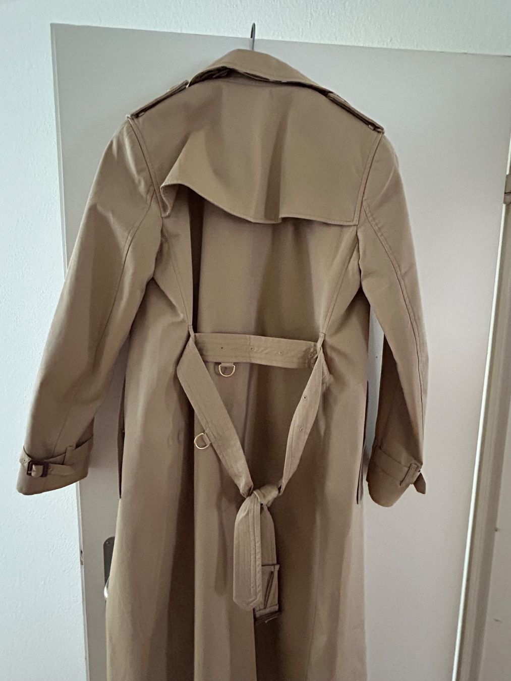 Burberry Mäntel: Burberry Trenchcoat Kensington – Gebraucht aus Winterthur von fat_7v2b 2