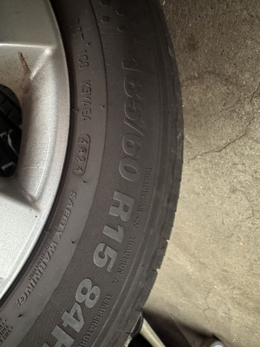Pneumatici & Ruote complete: Toyota Yaris Räder – Usato da Heimenschwand venduto da Michusigi 1