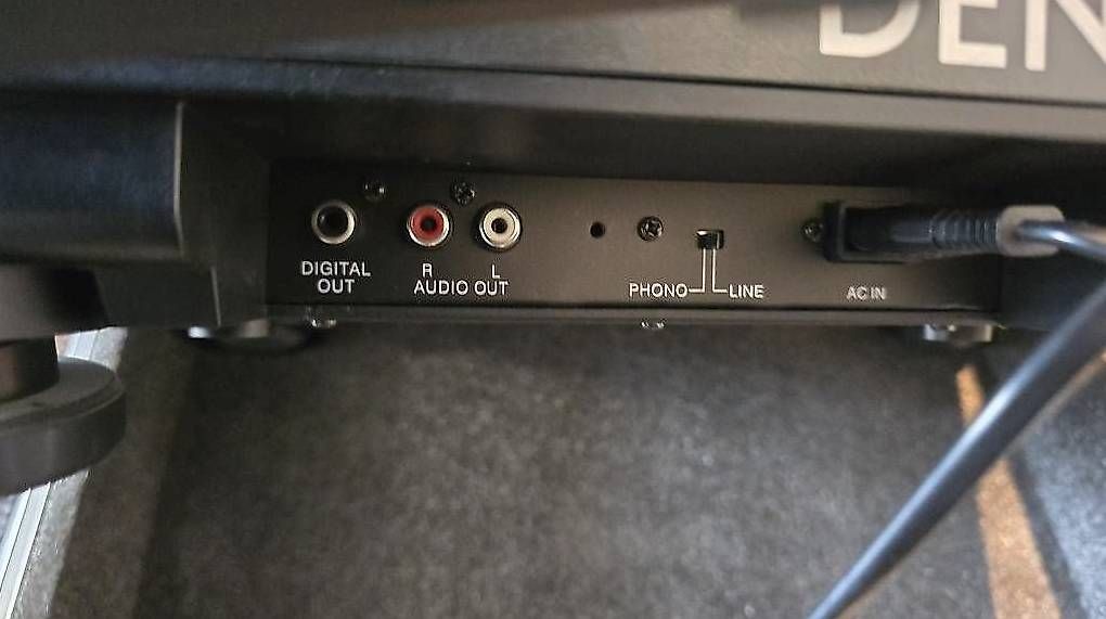 Denon Giradischi: 2x DJ Denon Plattenspieler inkl. Boxen – Usato da Triesenberg venduto da mbli2024 3