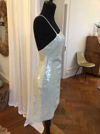 Cocktailkleid Gr. S-M elastisch Farbe écru, nicht weiss!