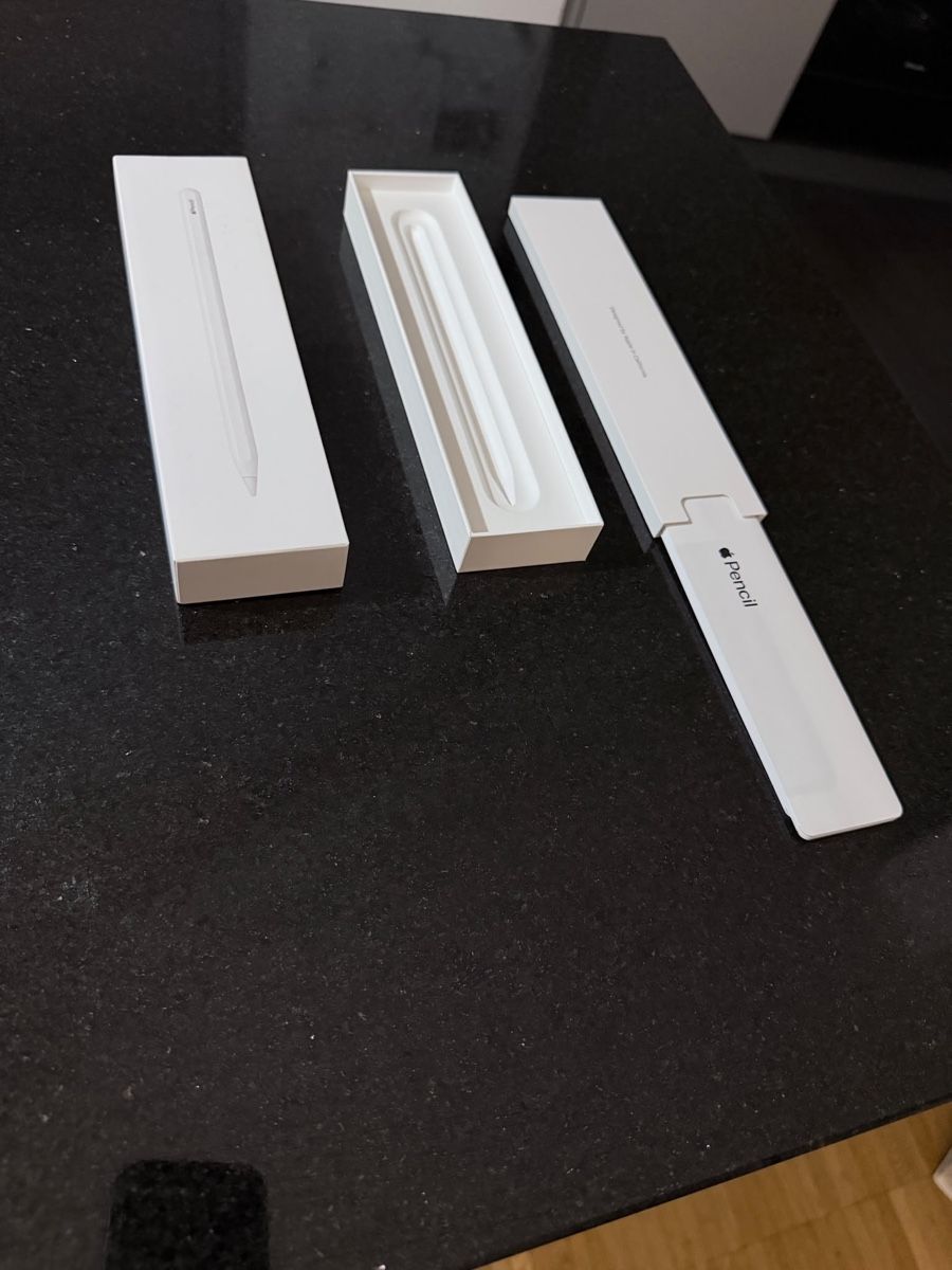 Apple Tablet PC: Apple Ipad air 4 – Neu (gemäss Beschreibung) aus Muttenz von 92a_b9nv 6