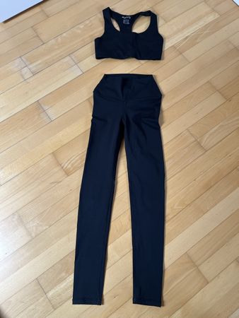 Sport Set Leggings und Sport-BH schwarz guter Zustand