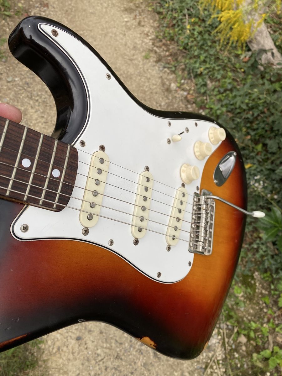 Fender Strumenti musicali: Fender Stratocaster ST57-65 JV 1982 – Usato da Schaffhausen venduto da coday.ch 7