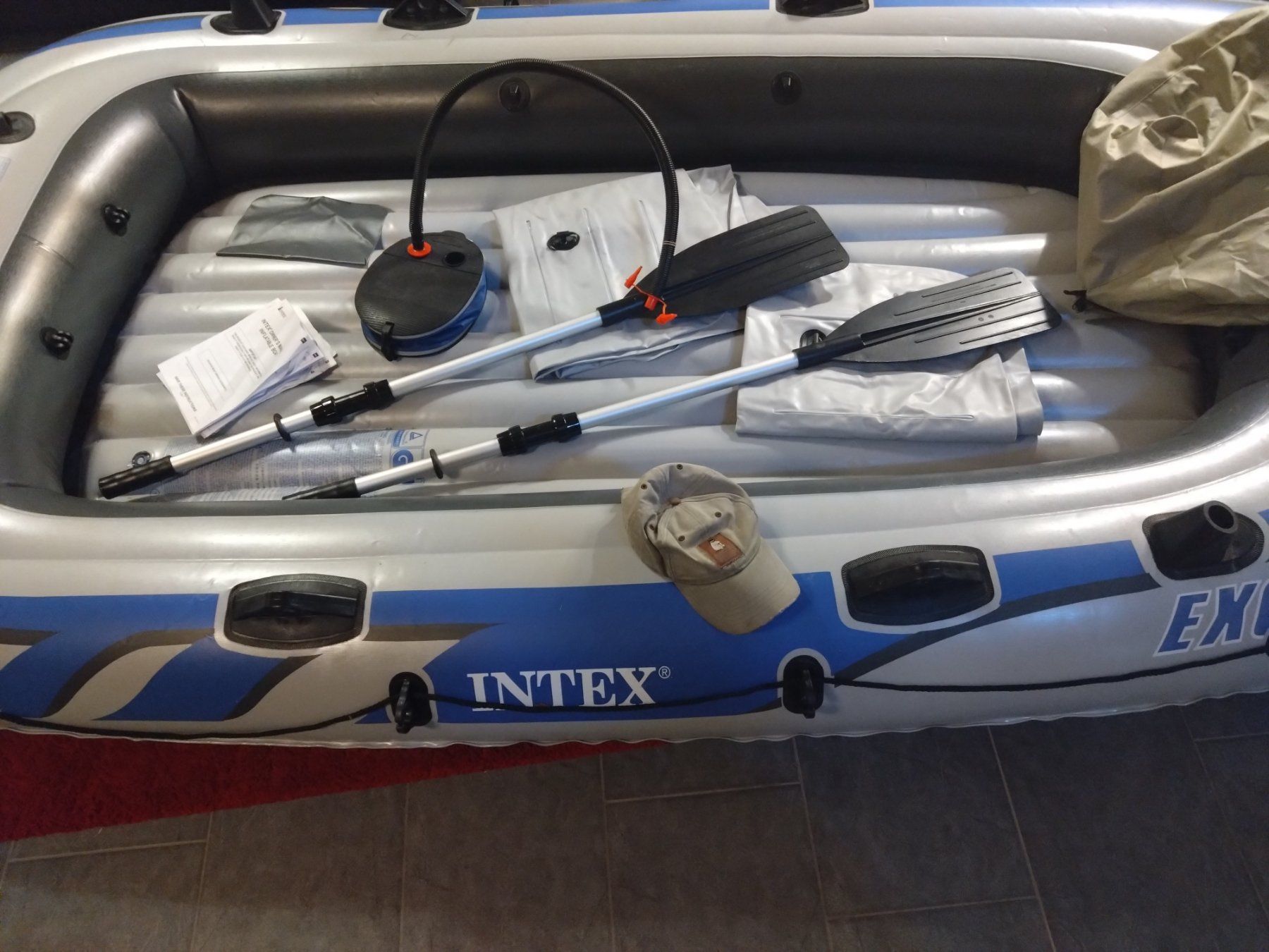 Boote: Schlauchboot INTEX Excursion 4 4 Personen neuwertig – Gebraucht aus Eglisau von Chrispoint 1