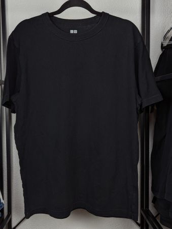 T-shirt noir Uniqlo 100% Coton - Taille M