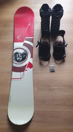 Salomon Snowboard inkl. Boots und Bindungen
