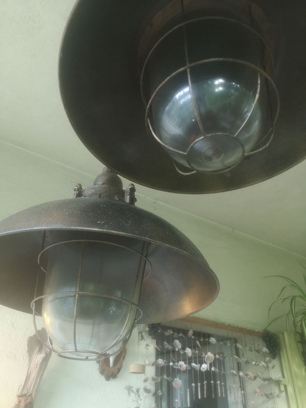 Kronleuchter & Deckenlampen: 2 Stk. Industrie Replika Lampen – Gebraucht aus Grellingen von Swissmeen 5