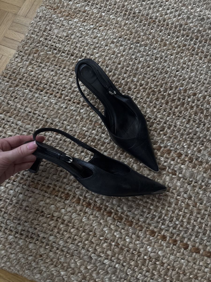 Cos Scarpe da donna: COS kitten heels  – Usato da Basel venduto da lev_hjz2 2