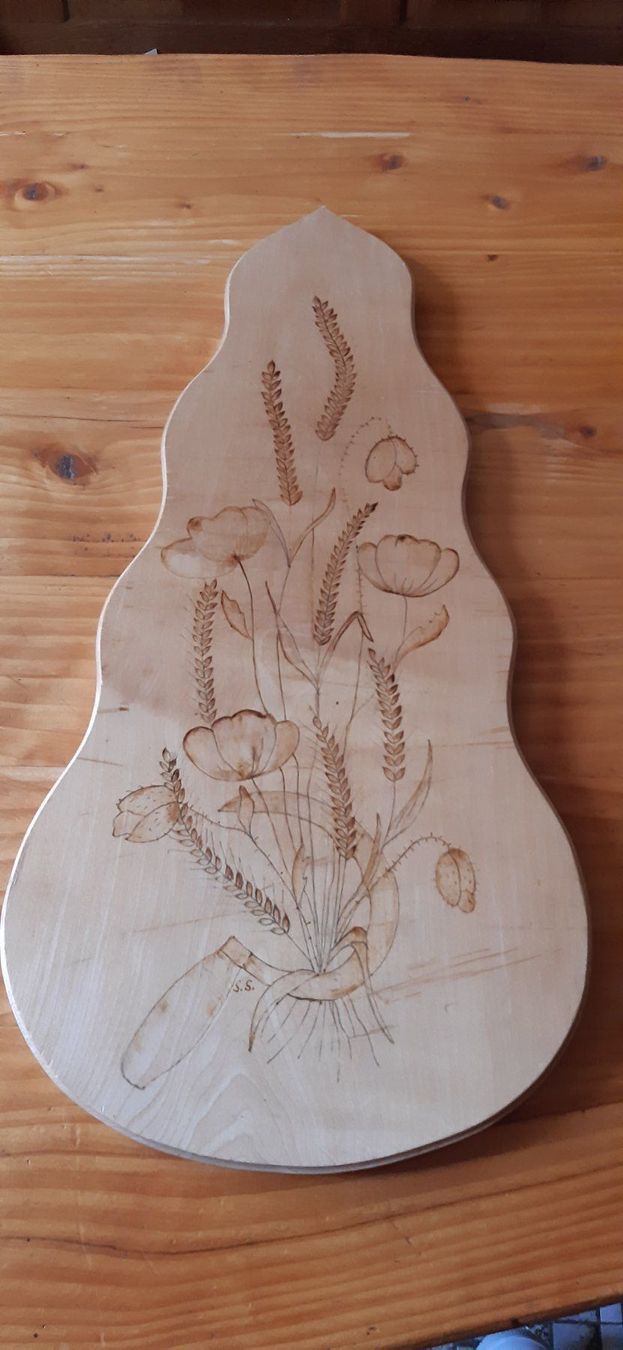 Holzartikel: Zopfbrett mit Brandmalerei – Gebraucht aus Doppleschwand von Sandrafritz