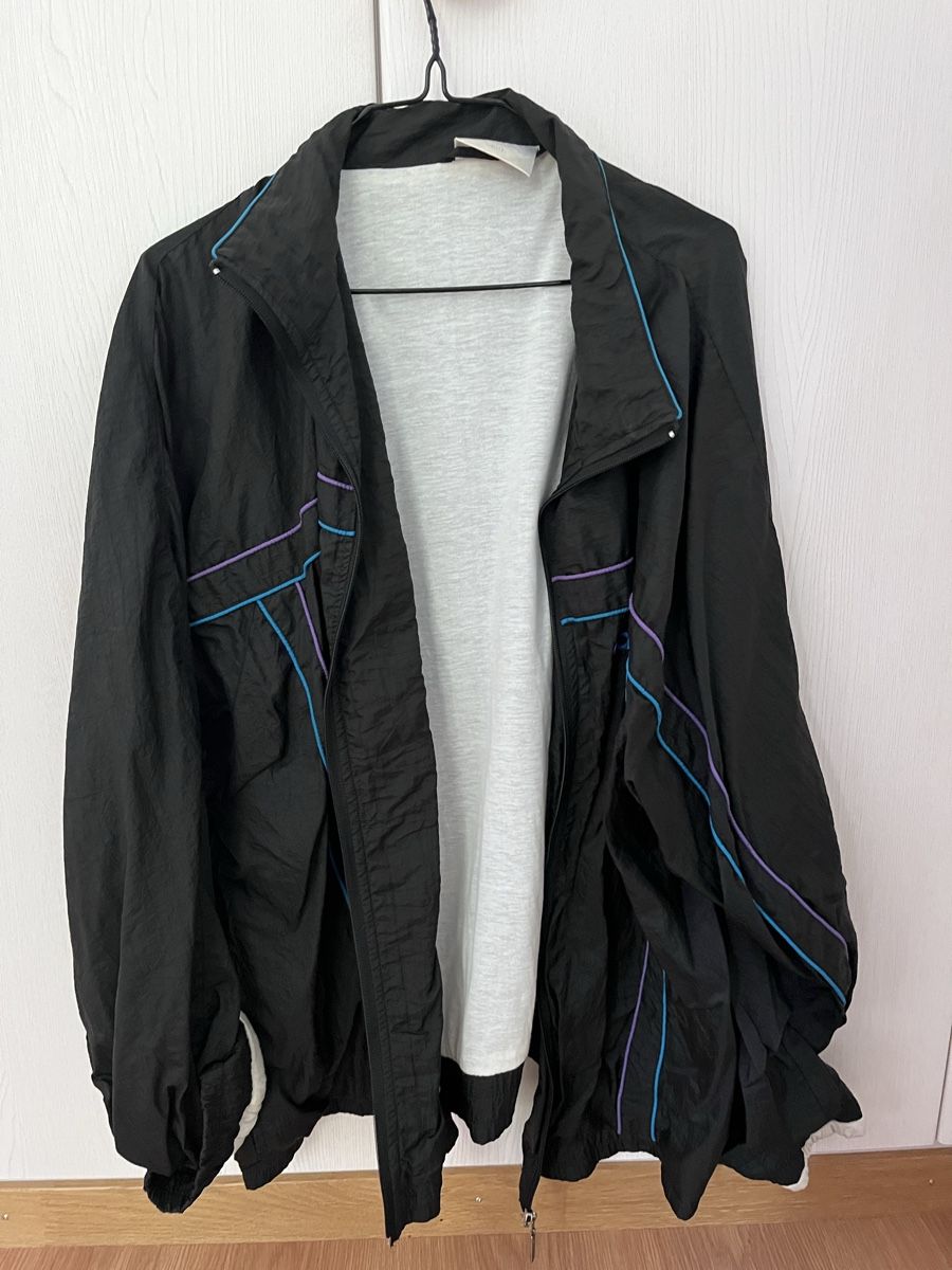 Giacche: Vintage adidas black Jacket – Usato da Ostermundigen venduto da Tyranosaurusrex01 1