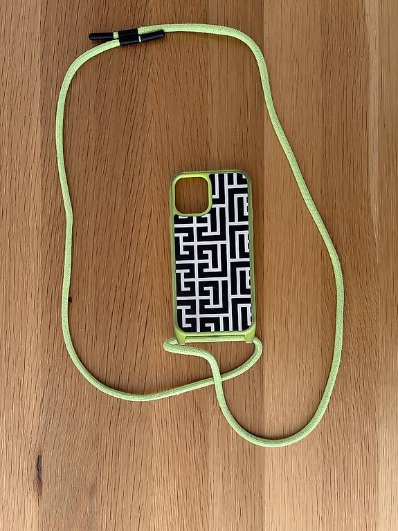 Cover & Protezioni schermo: Etui BALMAIN für iPhone 12 Pro – Usato da Gümligen venduto da 55_44 1
