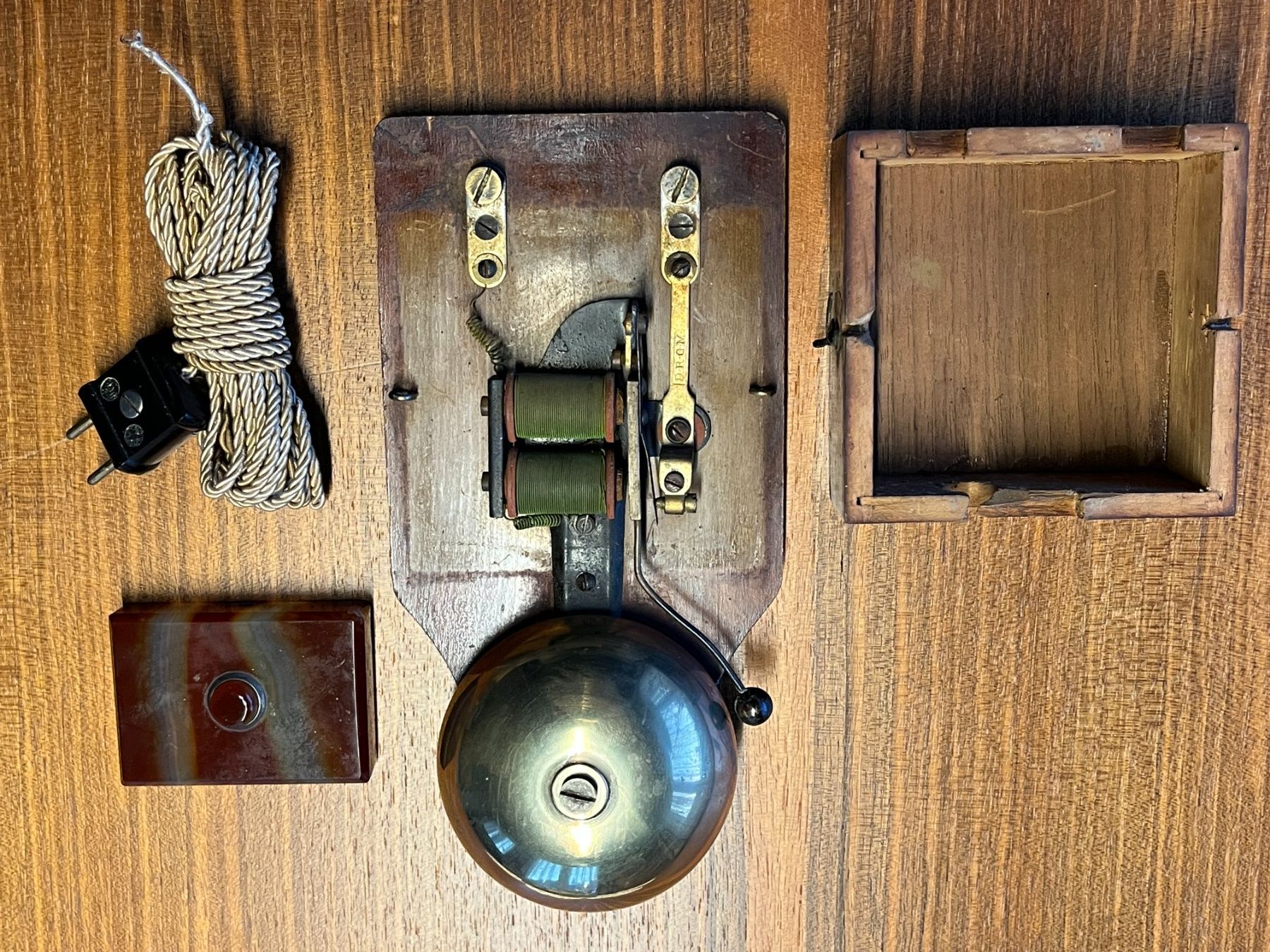 Campanacci mucche: Antike Türklingel (Glocke) – Usato da Eggiwil venduto da Harleyman54 1