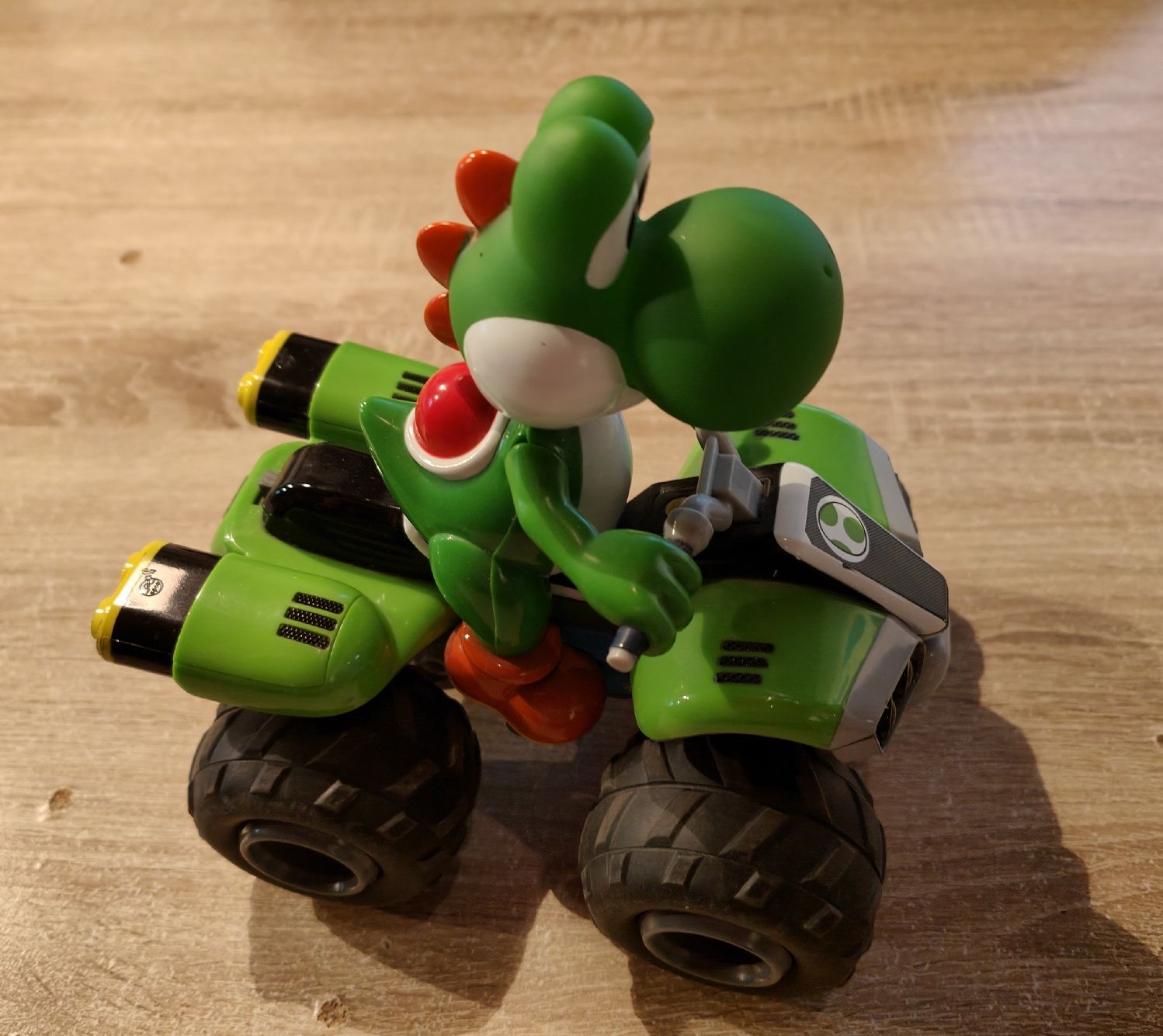 Carrera Giocattoli: Carrera RC  Mario Kart Yoshi - Quad – Nuovo (secondo la descrizione) da Kleinandelfingen venduto da Stitch2014 2