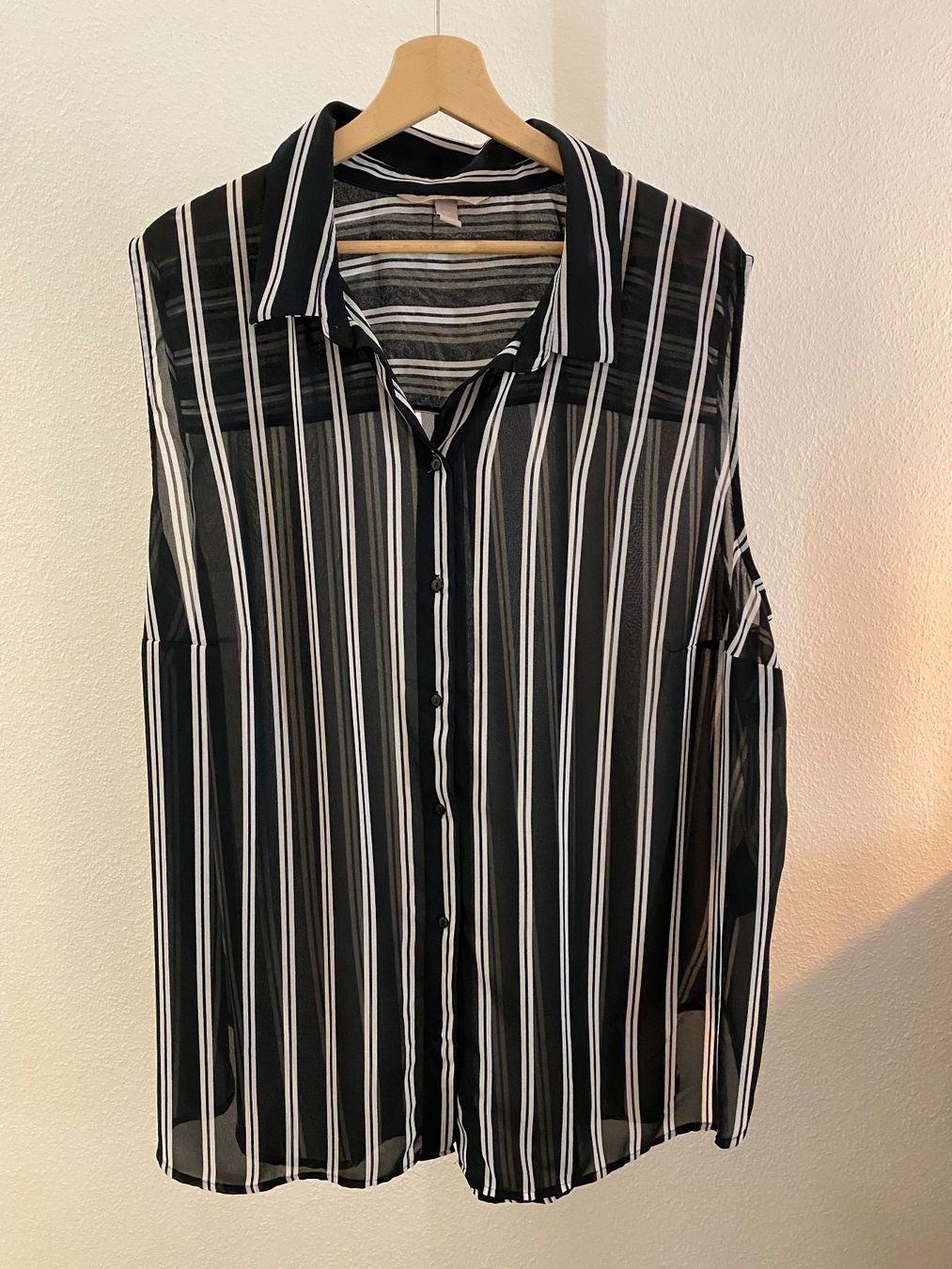 H&M Camicette: H&M Bluse kurzarm gestreift blau weiss Gr. 54 – Usato da Pratteln venduto da a23_j2gs