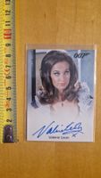 Valerie Leon (James Bond), Original Autogramm auf Karte