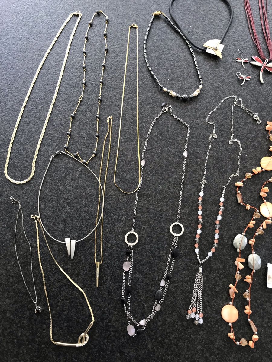 Sonstiger Schmuck: Modeschmuck Vintage: Halsketten, Ohrringe, Ringe  – Gebraucht aus Henau von Re-nie 1