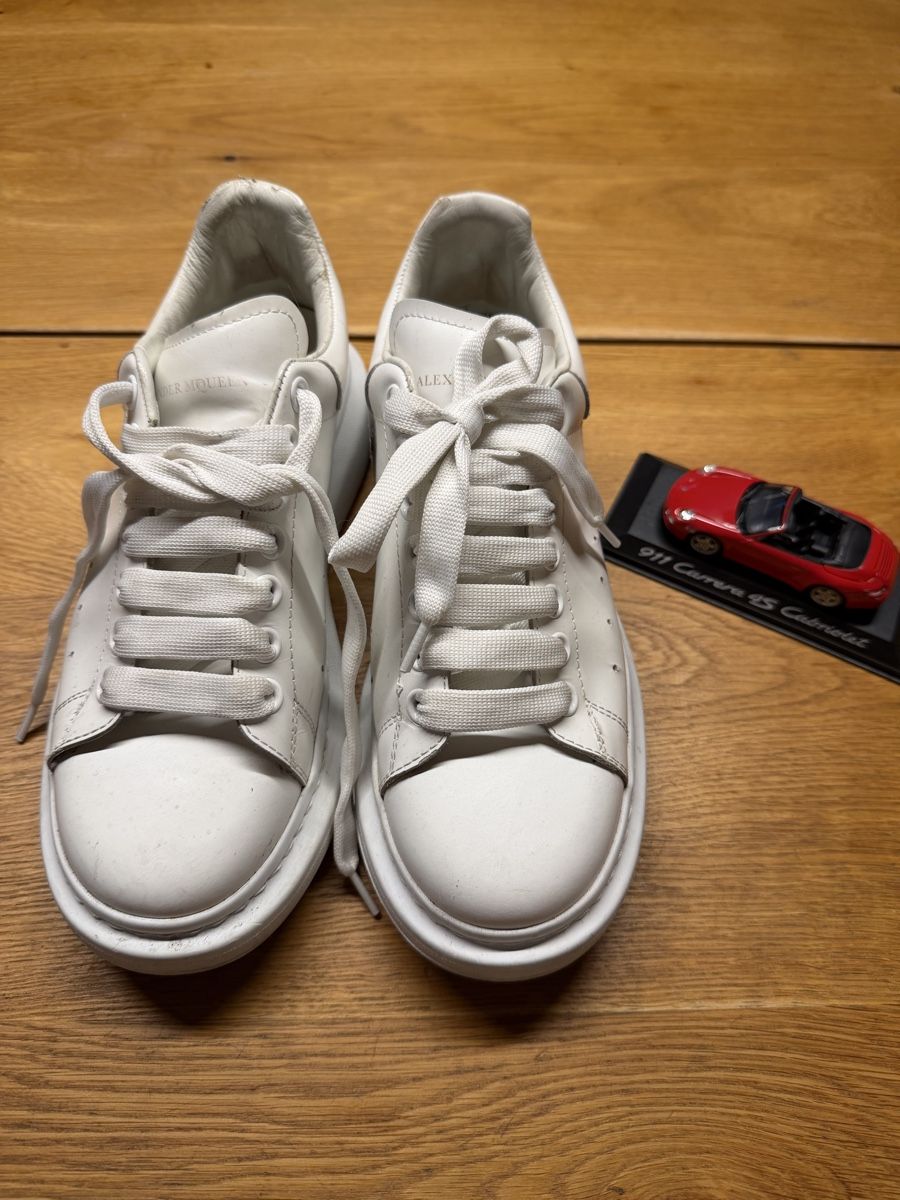 Alexander Mcqueen Scarpe da uomo: Alexander McQueen Oversized Leder-Sneaker 40 – Nuovo (secondo la descrizione) da Triesenberg venduto da dom_hd56 1
