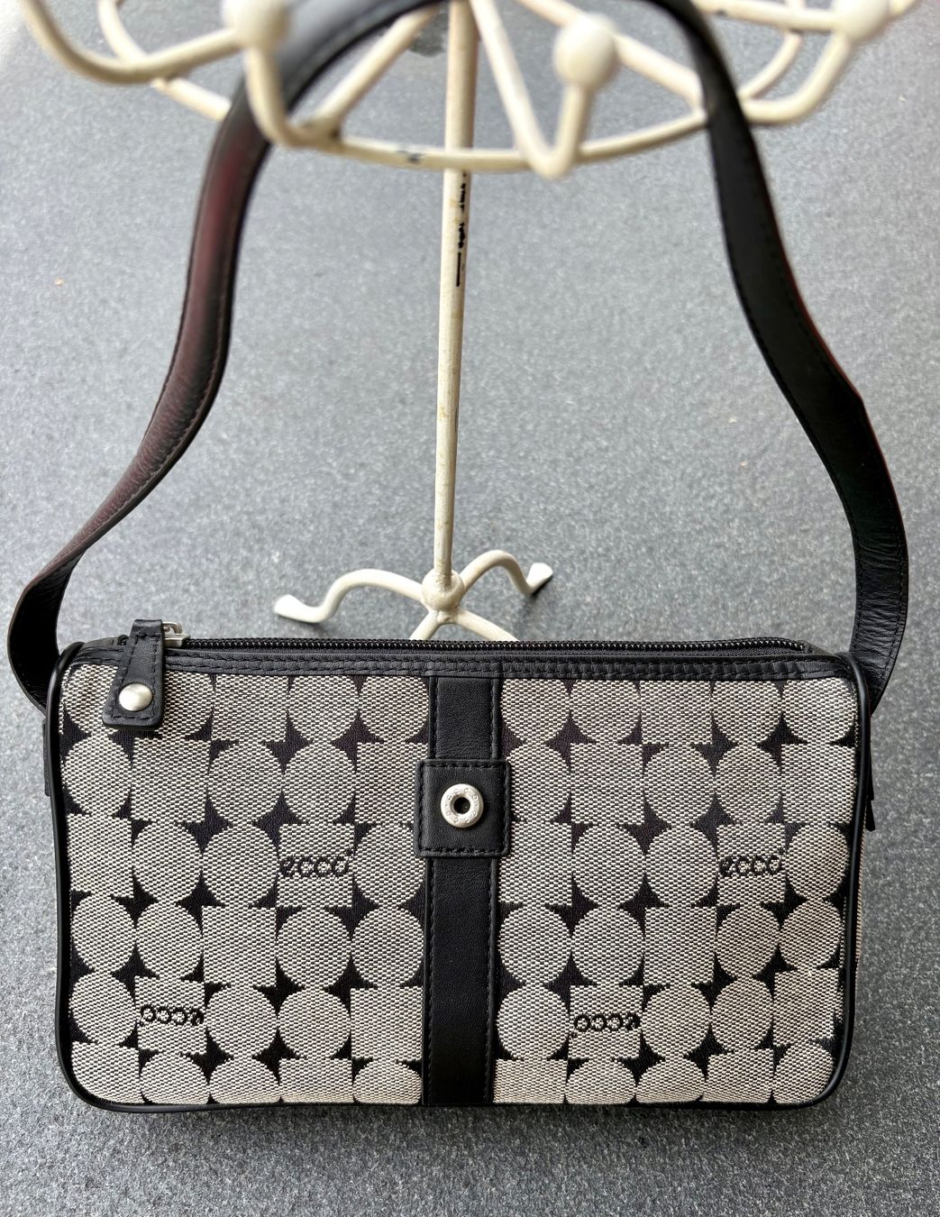 Ecco Borse da donna: Schicke kleine Handtasche von ECCO – Nuovo (secondo la descrizione) da Uster venduto da pri_6r68