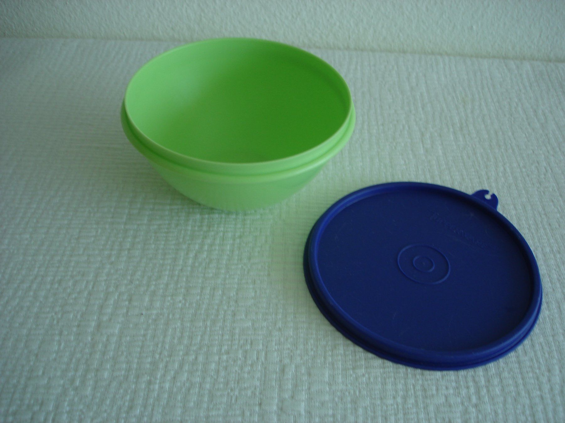 Tupperware Behälter & Ähnliches: Tupperware Schüttelbecher & runde Behälter – Gebraucht aus Regensdorf von anna059 4