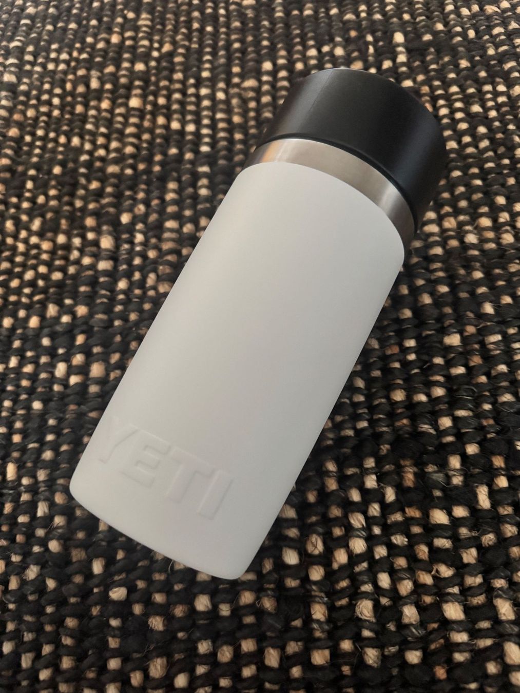 Tazze: Yeti Travel Mug, 354 ml – Nuovo e nell'imballaggio originale da Zürich venduto da Lionsands
