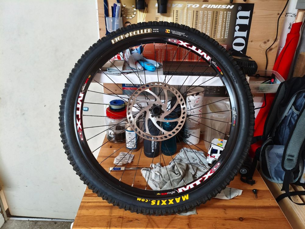 Sun Ringle MTX 33, 26 Zoll MTB Rad mit 20mm Achse (Gebraucht) in ...