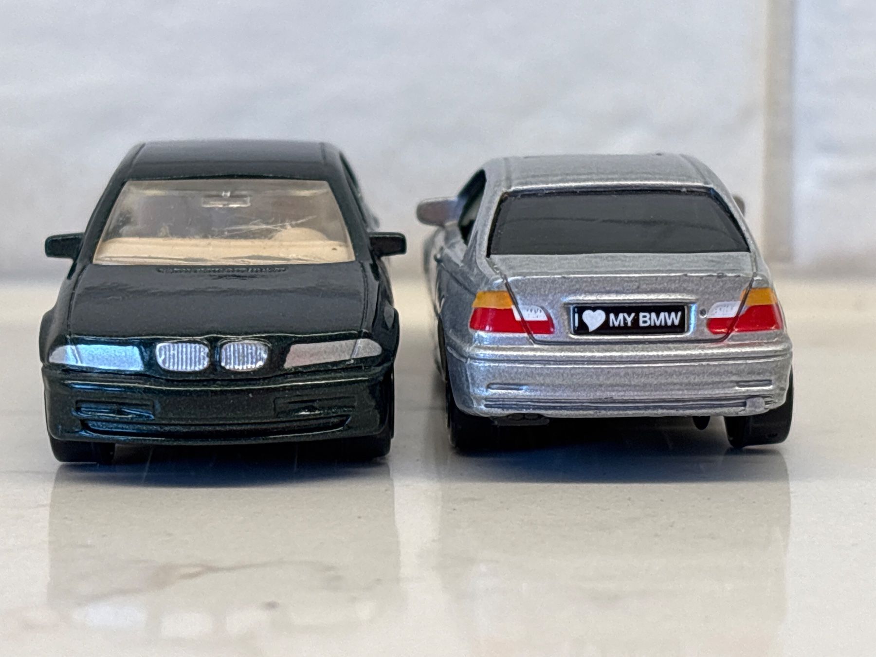Matchbox Modellini d'auto: Matchbox BMW série 3 1/64 – Usato da Gollion venduto da Hampton 3