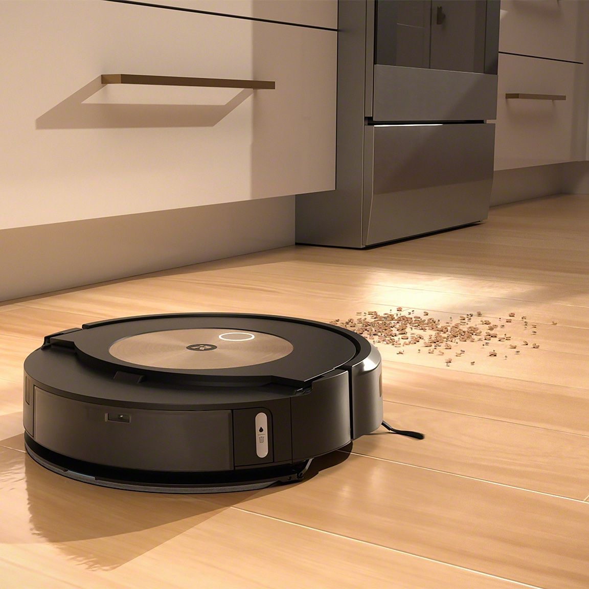 Irobot Aspirapolveri & Accessori: iRobot Roomba J9+  - Wiederaufbereitet – Usato da Vordemwald venduto da iRoboticsAG 8