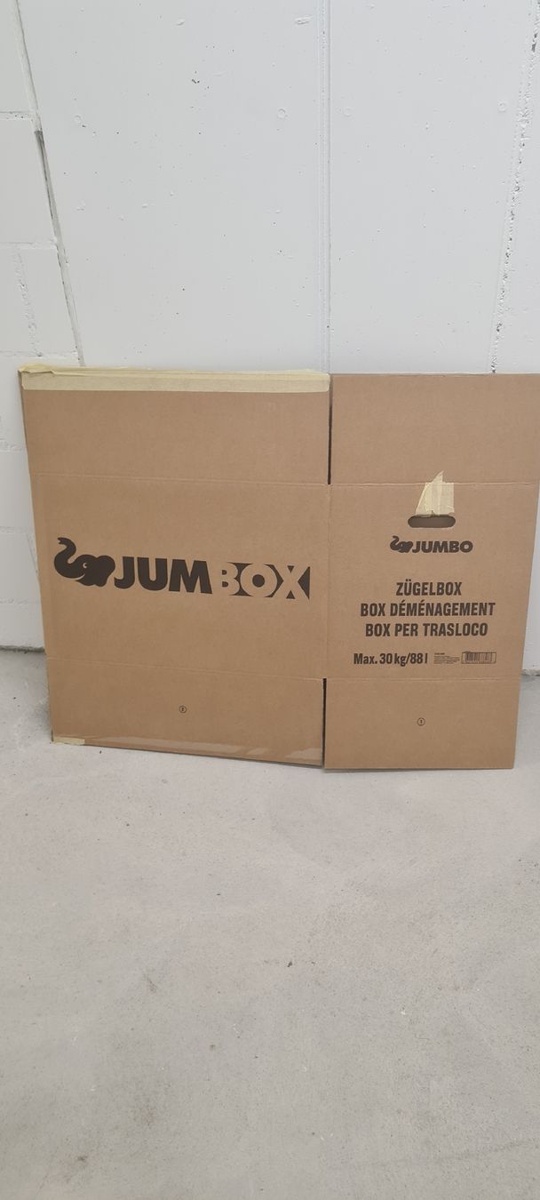 Coop Cartoni: 9 Jumbo Zügelboxen – Usato da Urtenen-Schönbühl venduto da ocraM82