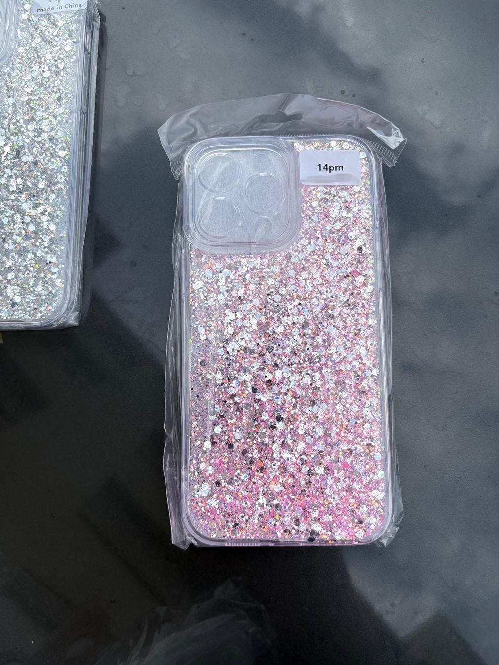 Cover & Protezioni schermo: iPhone 15  Glitzer Hülle, Neu & Originalverpackt! – Nuovo e nell'imballaggio originale da Mellingen venduto da JLLEA25