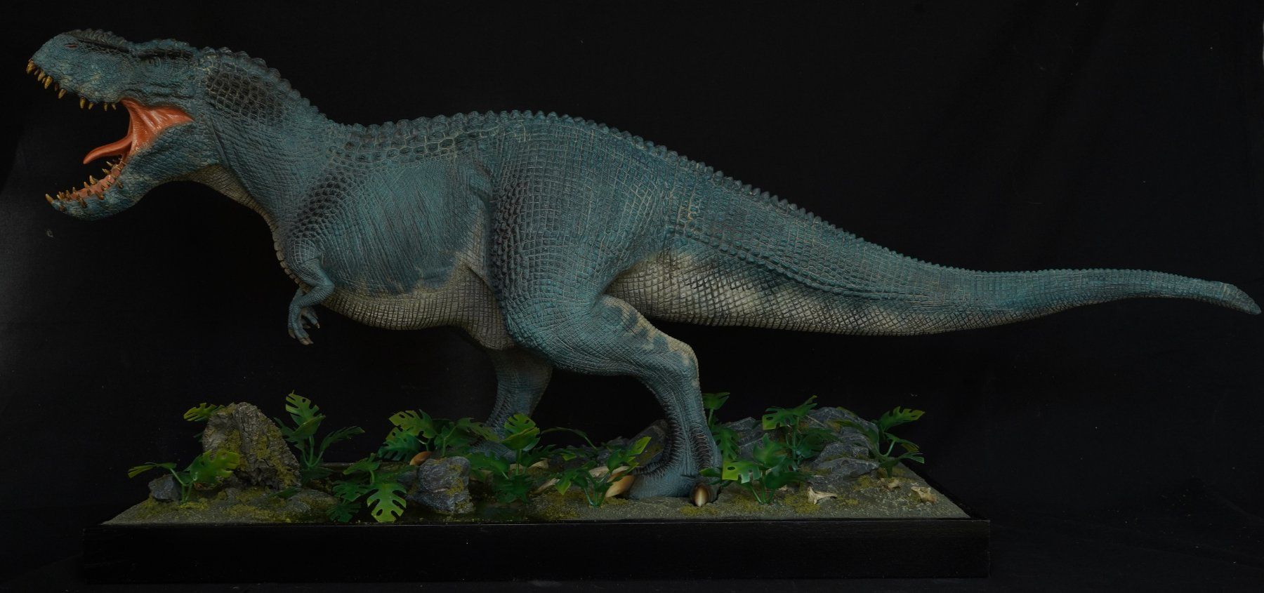 Statuette: V-Rex Vastatosaurus 1:15  King Kong – Usato da Selzach venduto da Ataraxus 1
