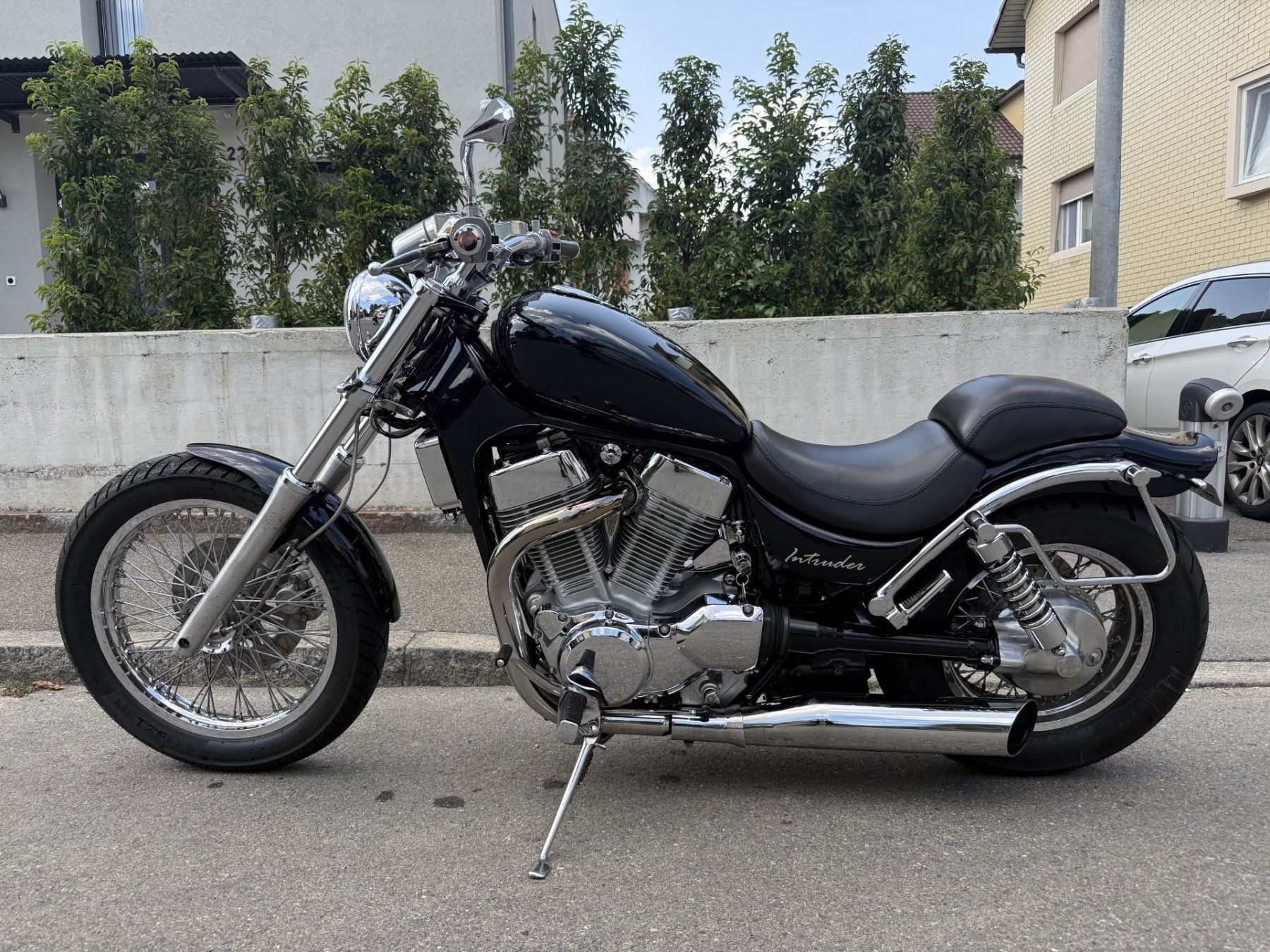 Suzuki Strada: Suzuki Intruder VS 1400 GLP – Usato da Biel/Bienne venduto da ecu 1