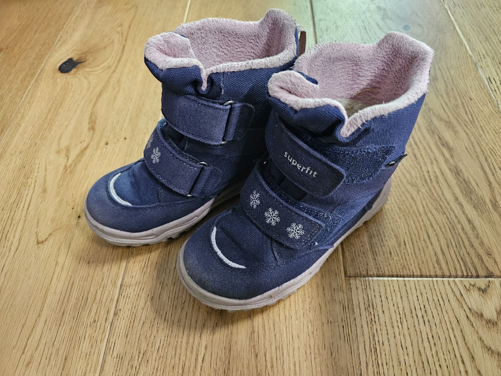 Superfit Scarpe per ragazzi: Kinderschuhe – Usato da Basel venduto da vel_w2tr 1