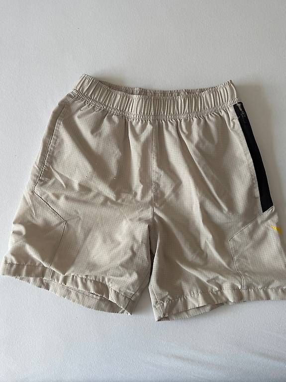 Pantaloni: Kurze Hose Hurley / Nike – Usato da Zürich venduto da mamoliso 3