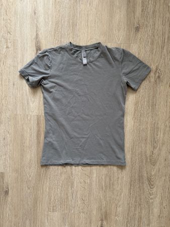 Skims T-Shirt Grösse S