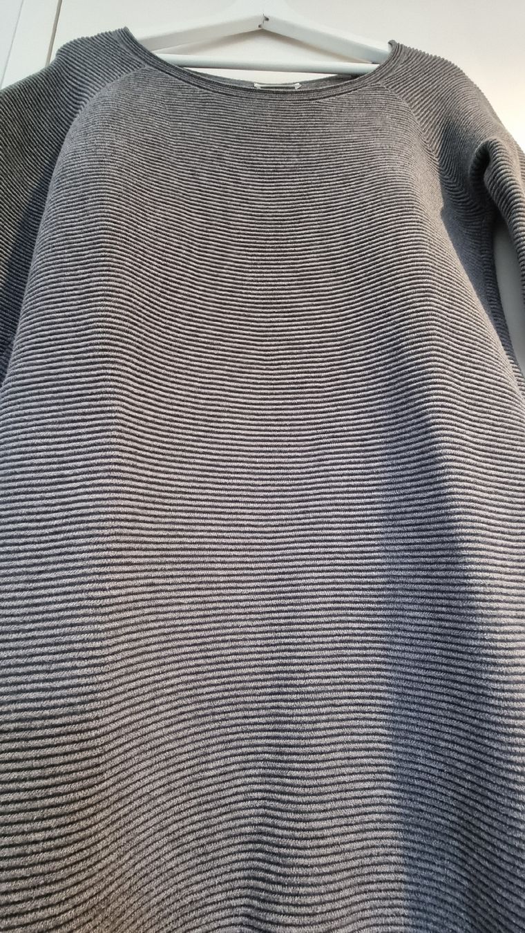 Promod Kleider: Graues Strickkleid, Grösse M – Gebraucht aus Balgach von Patty04 1