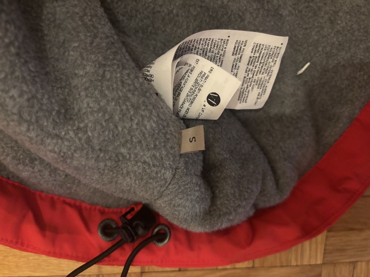 Napapijri Giacche: Veste Napapijri Rouge – Nuovo (secondo la descrizione) da Le Grand-Saconnex venduto da pat_9wgt 4