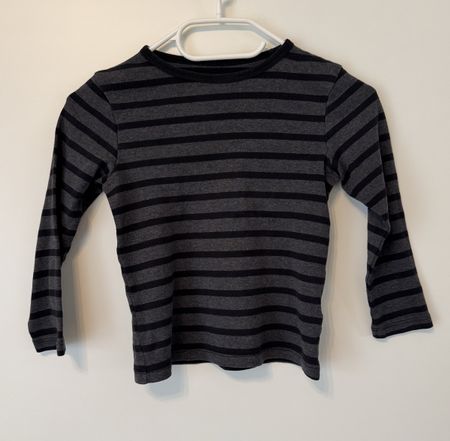 Gestreiftes Langarmshirt, Gr. 110/116, Top Zustand!