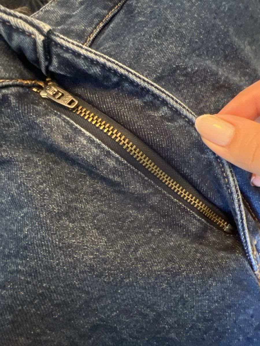 H&M Jeans: H&M Jeans, dunkelblau, Grösse 38 – Gebraucht aus Winterthur von man_92zz 2
