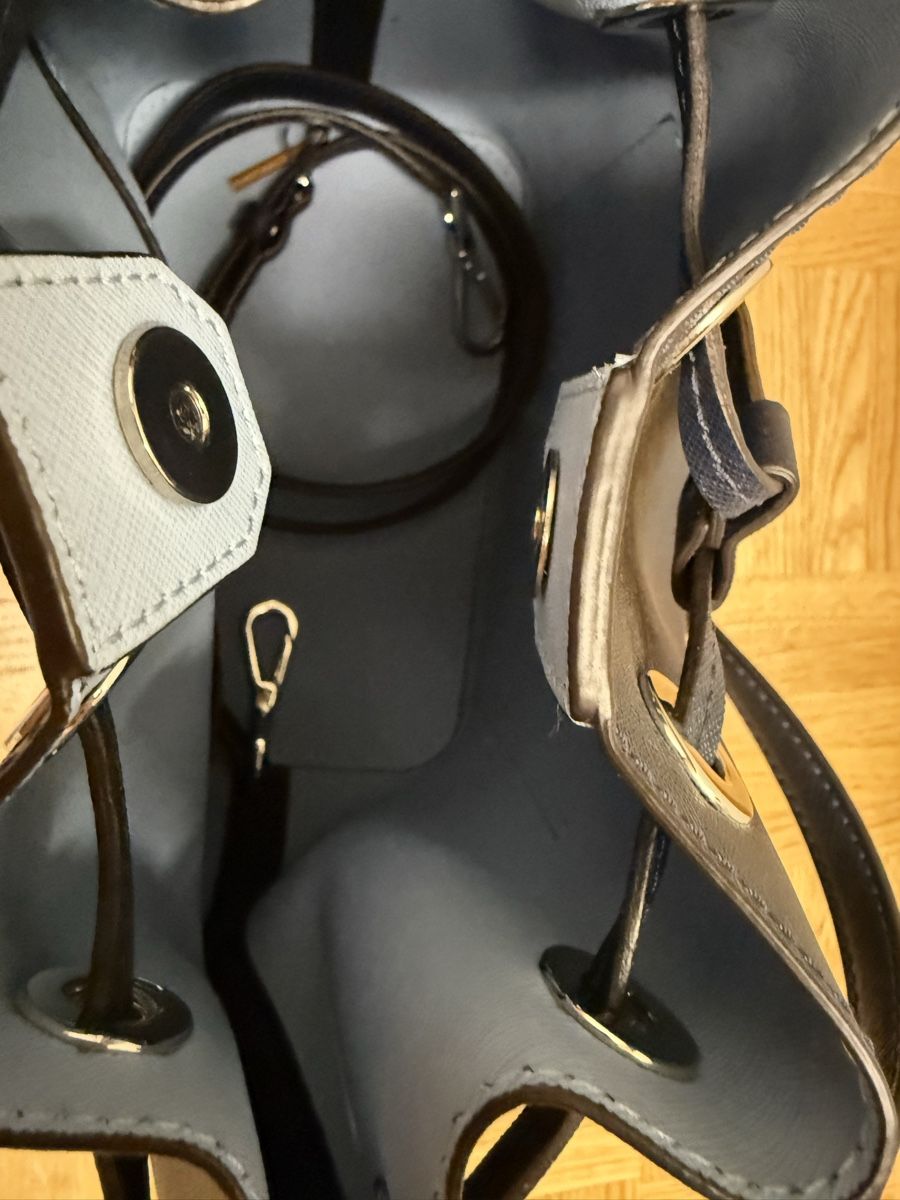 Michael Kors Sacs femmes: Michael Kors dunkelblau Beuteltasche Neu – Neuf (Voir description) à Watt par Steffi84 3