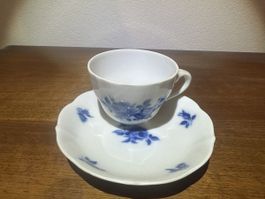 Tasse et soucoupe vintage Bavaria à décor floral bleu