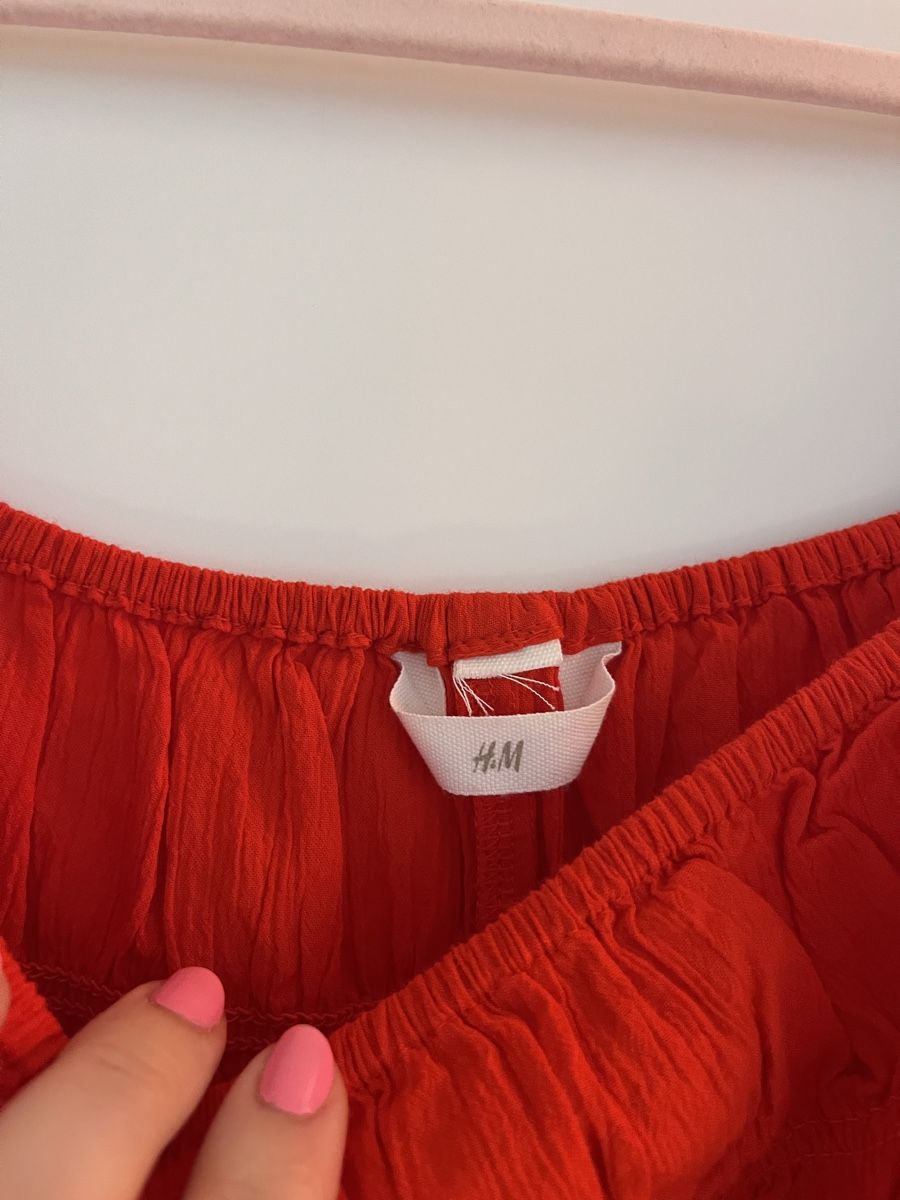 H&M Blusen: Rotes Sommer Oberteil mit Puffärmeln – Gebraucht aus Zürich von Shopmystyle 1