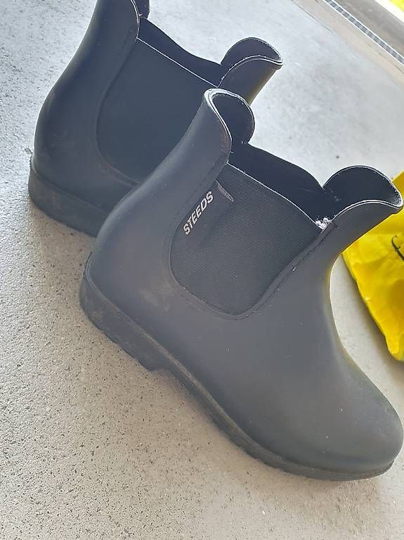 Scarpe da donna: Chaussures équitation – Usato da Apples venduto da denissafrany 2