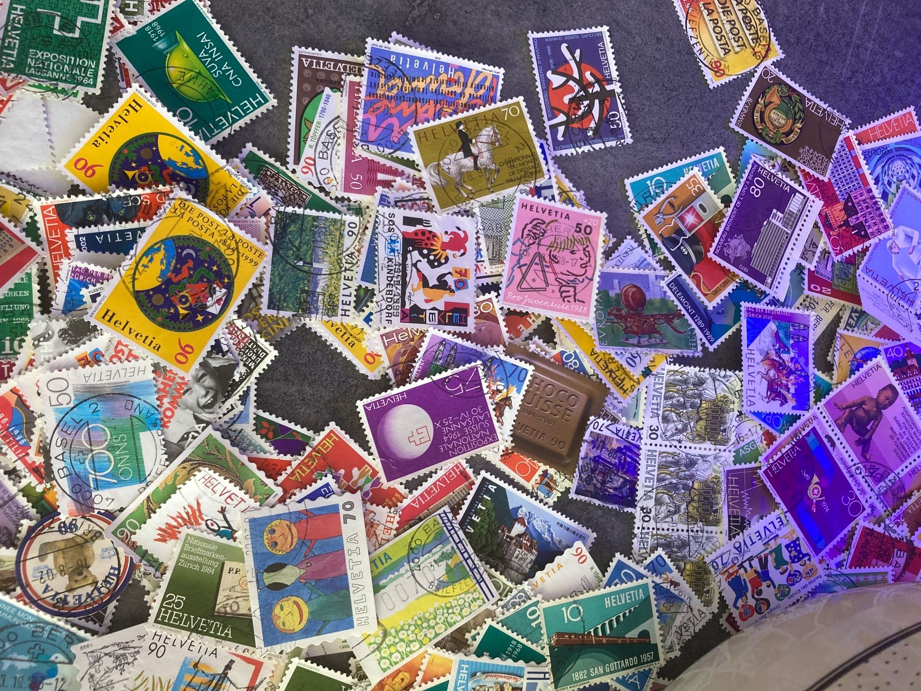 Alle Briefmarken: ca. 450 gr. abgelöste Schweizer Briefmarken – Gebraucht aus Reinach BL von RetroGamesSportsMore 3