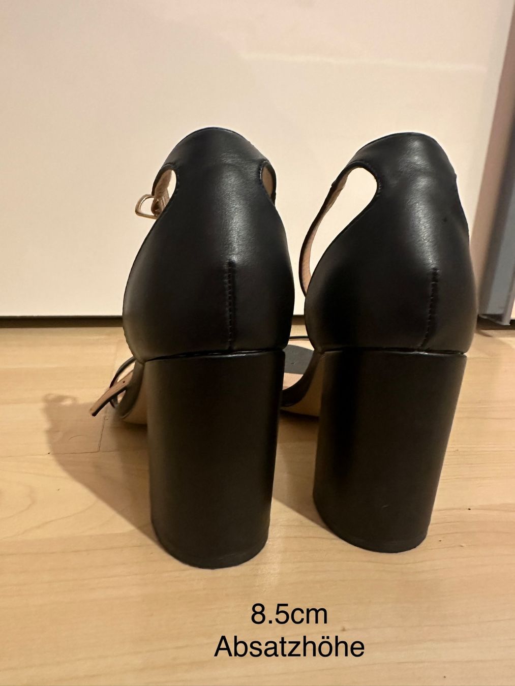 Damenschuhe: Sandaletten mit Absatz Schwarz Damen – Gebraucht aus Triengen von nes_l8cj 2