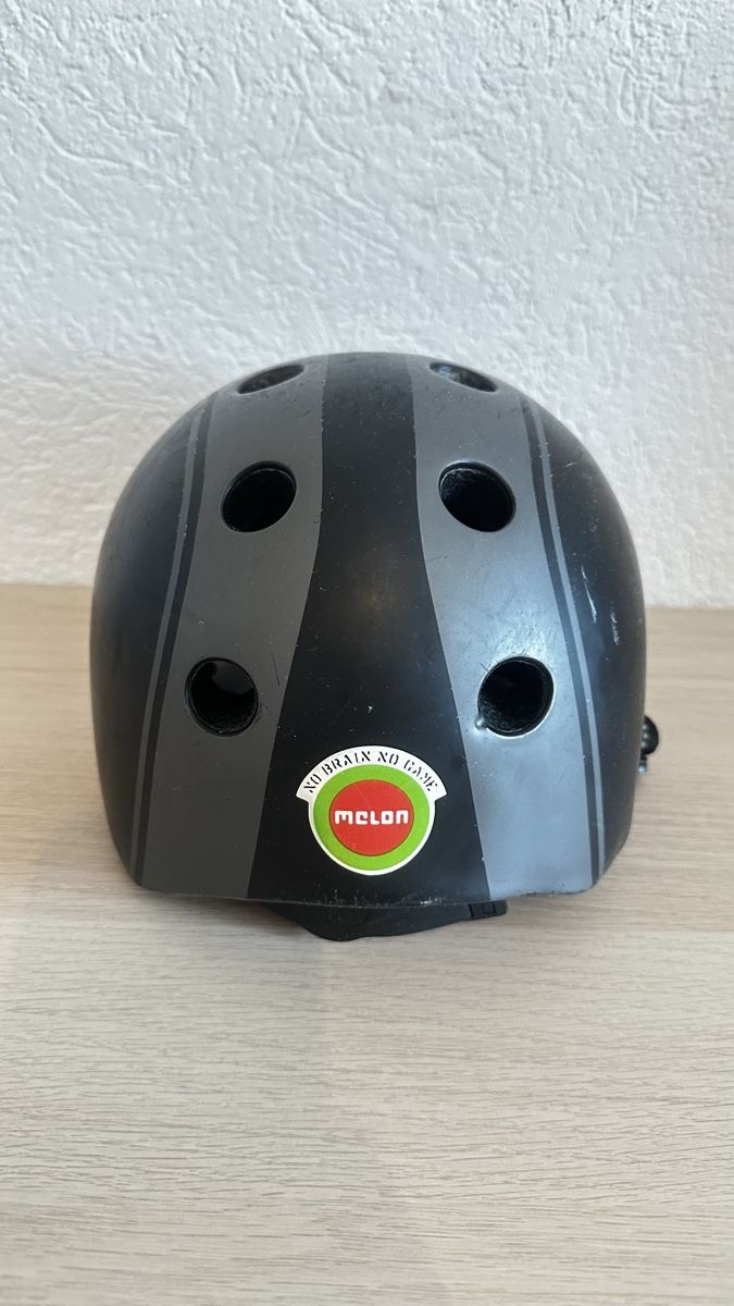 Caschi: Melon Kinder Velohelm  – Usato da Männedorf venduto da HollyCat 2