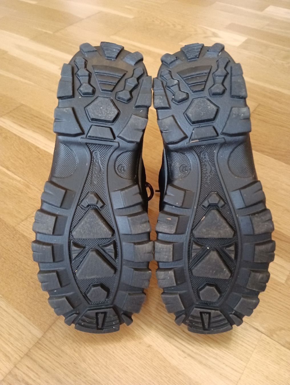 Decathlon Scarpe per ragazzi: Quechua Winterschuhe Gr. 37 - neuwertig – Usato da Burgdorf venduto da W31S 4