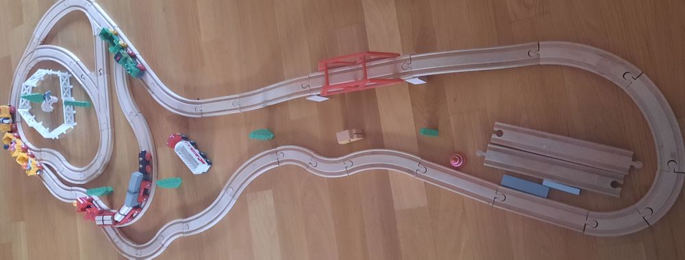 Holzeisenbahn-Zubehör Doppeldecker-Brücke – Abnehmbar, Kompatibel Mit Gängigen Holzschienen
