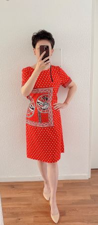 Neu mit Etikett! Damen Kleid aus Seide, cool und angenehm