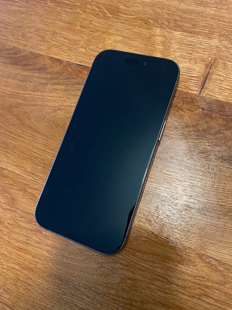 Apple Portables: Iphone 17 - 256GB – D'occasion à Zürich par Mischatap