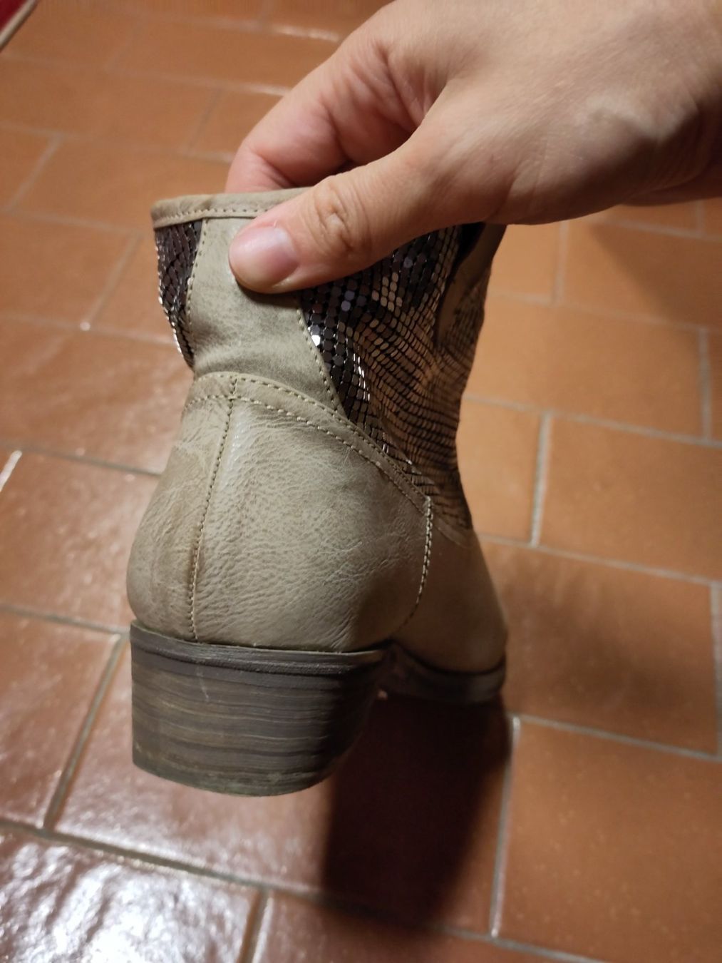 Scarpe da donna: Herbst Frühling Stiefel – Usato da Zürich venduto da Saf12 3